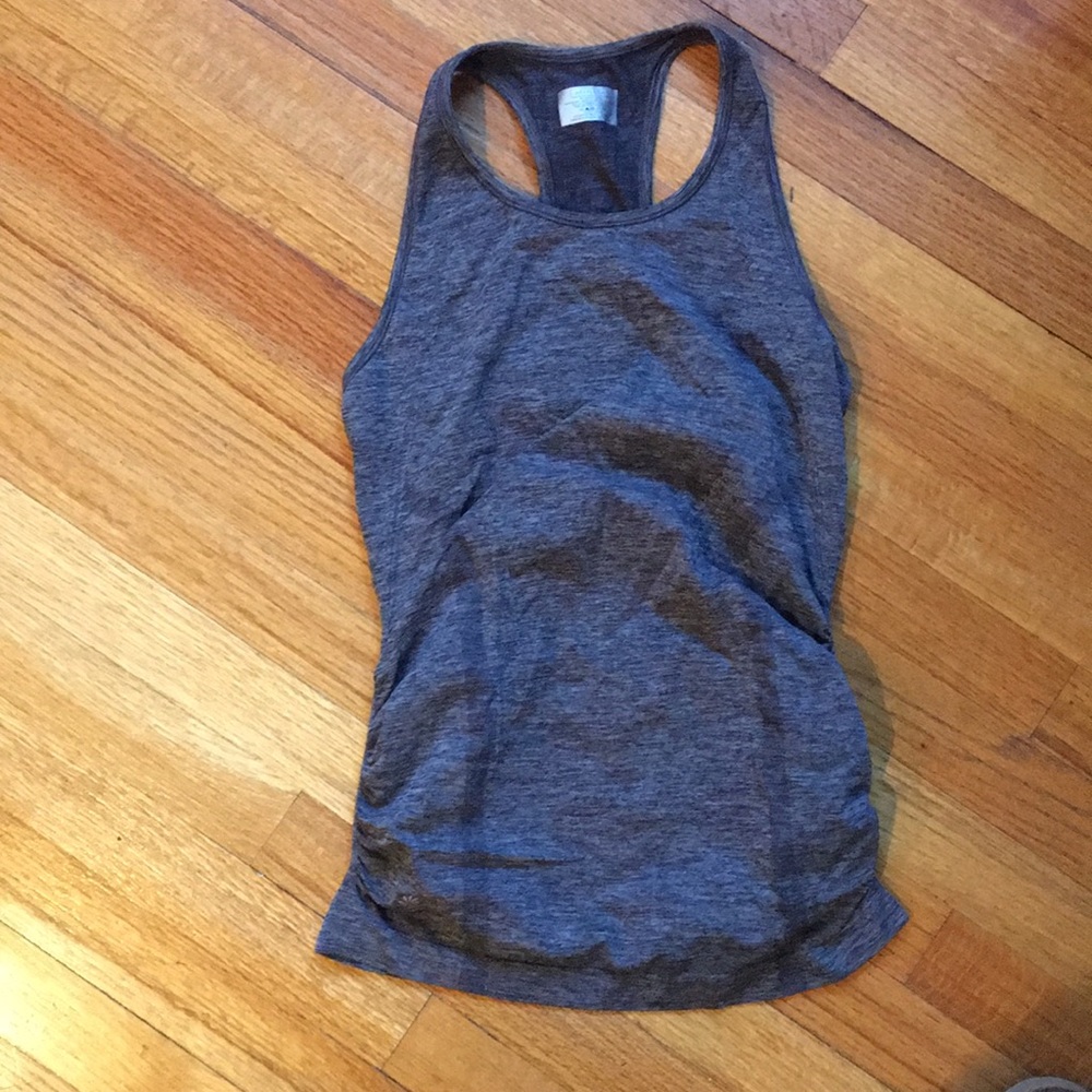 Athleta tanka